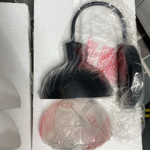 Meridian Matte Black Outdoor Wall Light M50043BK - Picture 8 of 10